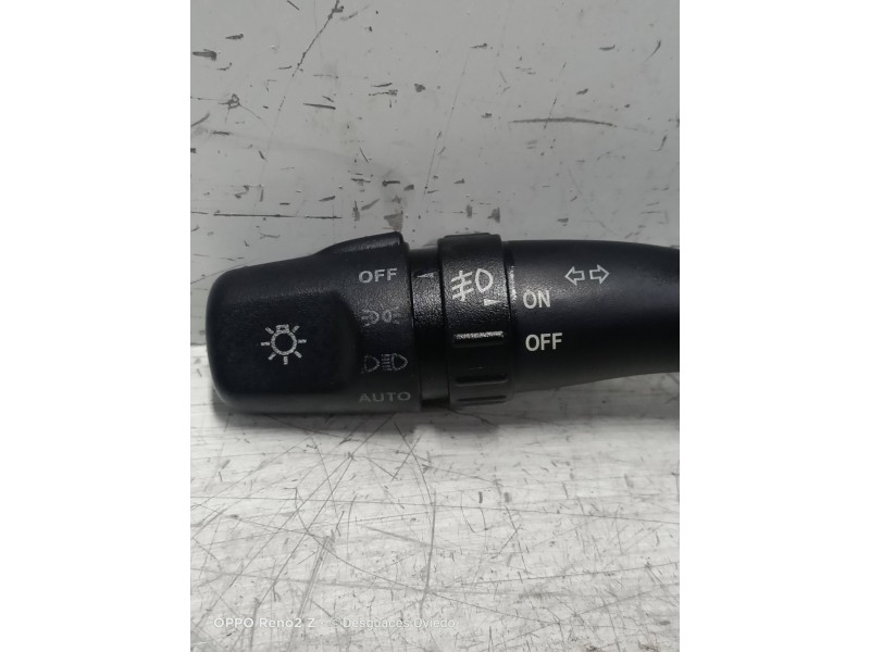 Recambio de mando luces para kia sorento 2.5 crdi referencia OEM IAM 3283AA  