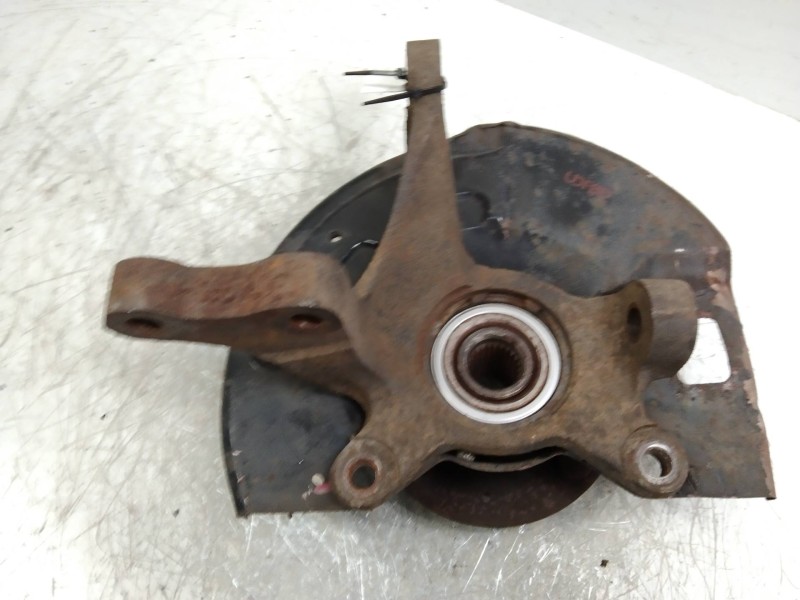 Recambio de mangueta delantera derecha para hyundai coupe (j2) 1.6 cat referencia OEM IAM   