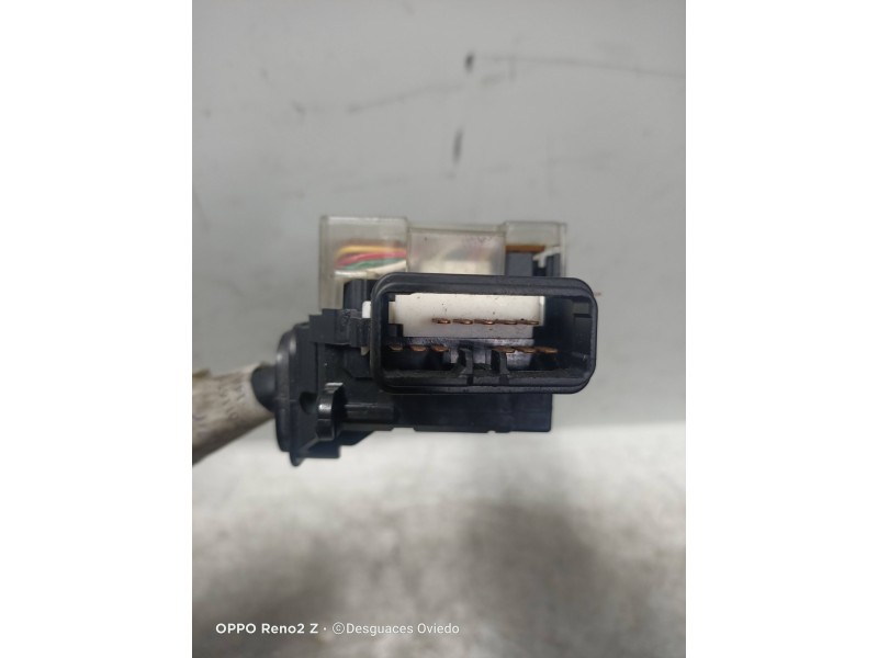 Recambio de mando limpia para mazda premacy (cp) td active referencia OEM IAM 17B122  
