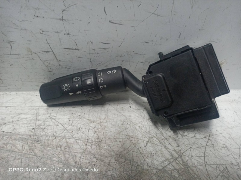 Recambio de mando luces para mazda 3 berlina (bk) 1.6 cd diesel cat referencia OEM IAM 17D682  
