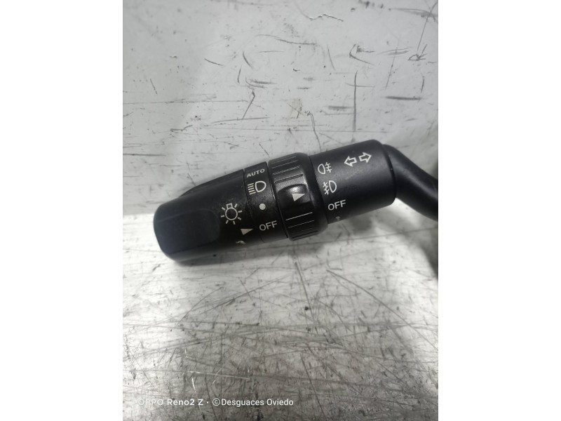 Recambio de mando luces para mazda 5 berl. (cr) 2.0 diesel cat referencia OEM IAM 17D682  