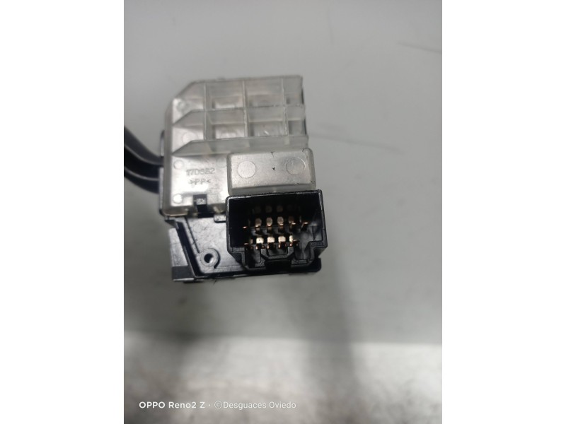 Recambio de mando limpia para mazda 3 berlina (bk) 1.6 vvt active referencia OEM IAM 17D682  