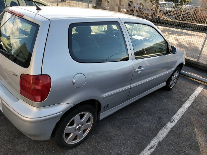volkswagen polo berlina (6n2) del año 2000