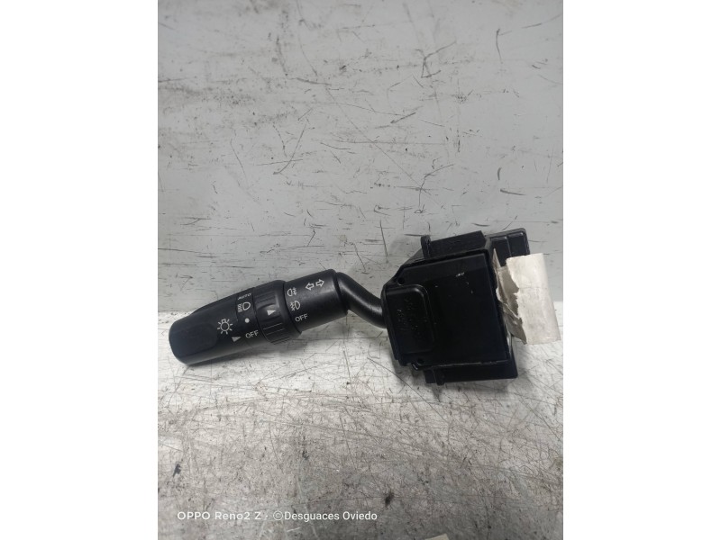 Recambio de mando luces para mazda 5 berl. (cr) 2.0 diesel cat referencia OEM IAM 17D682  