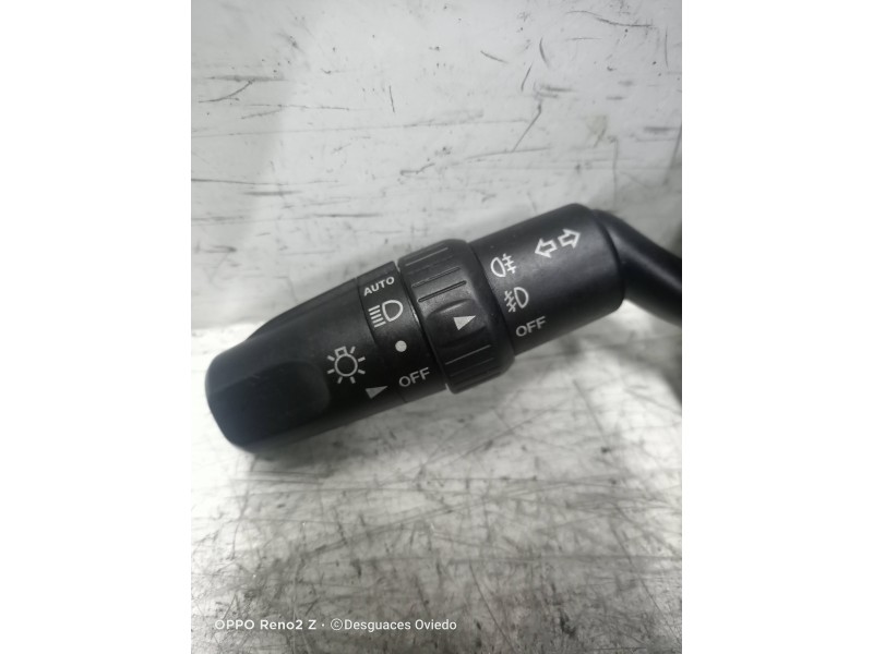Recambio de mando luces para mazda 5 berl. (cr) 2.0 diesel cat referencia OEM IAM 17D682  