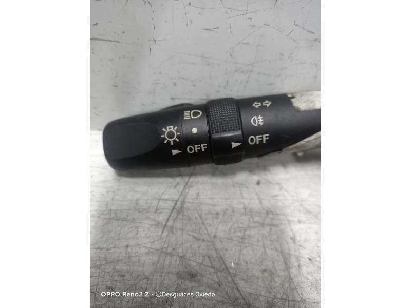 Recambio de mando luces para mazda 2 berlina (dy) 1.4 diesel cat referencia OEM IAM 01142500  