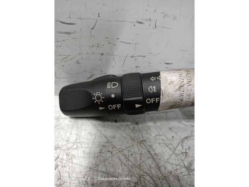 Recambio de mando luces para mazda 2 berlina (dy) 1.4 diesel cat referencia OEM IAM 01142500  