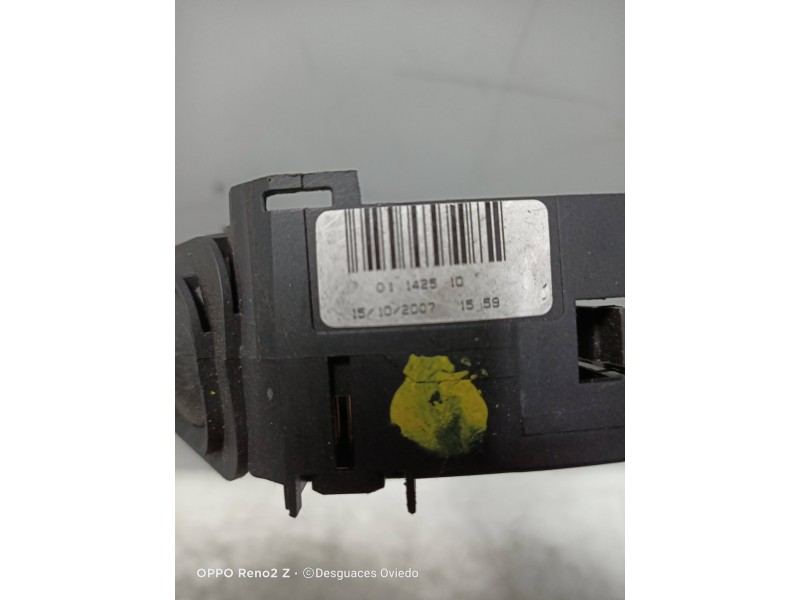 Recambio de mando luces para mazda 2 berlina (dy) 1.4 diesel cat referencia OEM IAM 01142510  