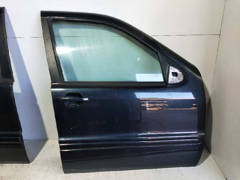Recambio de puerta delantera derecha para mercedes clase m (w163) 270 cdi (163.113) referencia OEM IAM 1637201605  