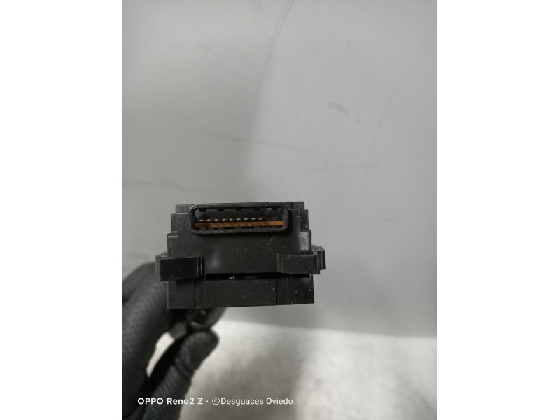 Recambio de mando limpia para mitsubishi colt berlina 5 (z30a) 1.3 cat referencia OEM IAM   