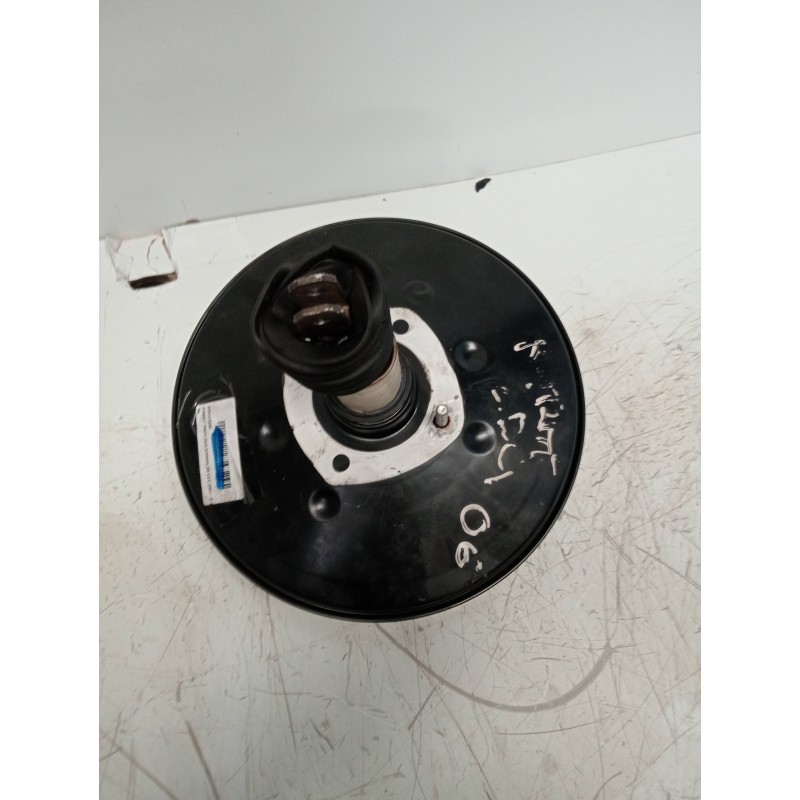 Recambio de servofreno para renault trafic caja cerrada (ab 4.01) doble cabina l1h1 2,7t referencia OEM IAM 8200506830 93857441 