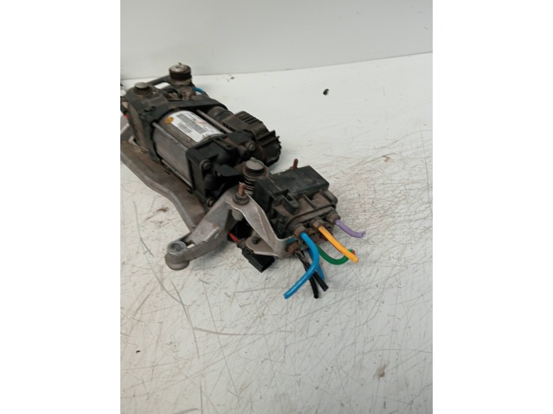 Recambio de bomba suspension para audi q7 (4m) 3.0 tdi quattro ultra referencia OEM IAM 7P0616006E  