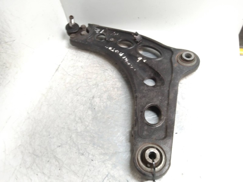 Recambio de brazo suspension inferior delantero izquierdo para nissan primastar (x..) kombi l1h1 2.7t (6 sitze) referencia OEM I