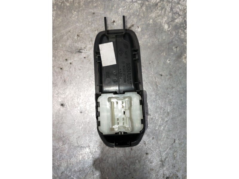 Recambio de mando elevalunas delantero izquierdo para renault express referencia OEM IAM 809619758R  5P