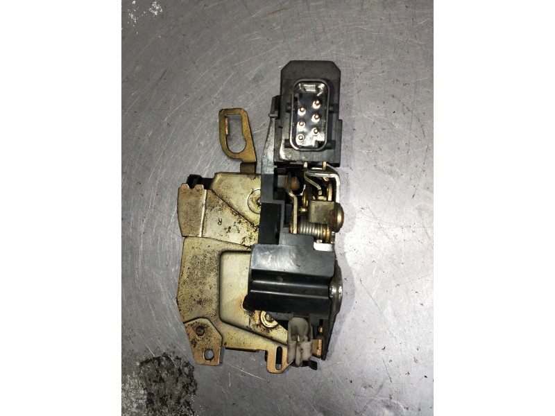 Recambio de motor cierre centralizado delantero derecho para bmw serie 3 berlina (e36) 318is referencia OEM IAM   4P