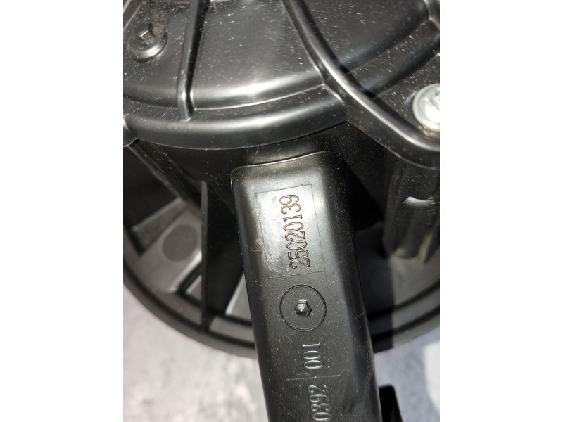 Recambio de motor calefaccion para opel astra j lim. enjoy referencia OEM IAM 25020139  