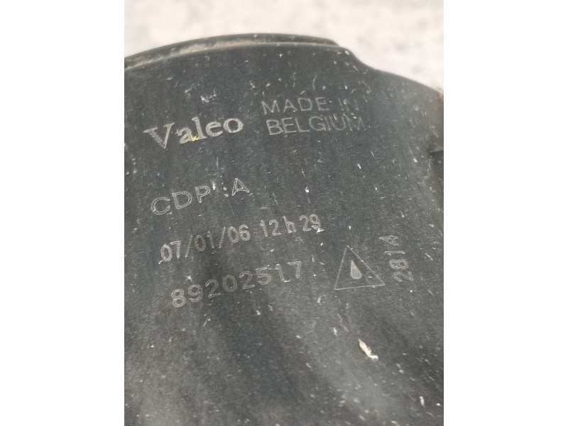 Recambio de faro antiniebla izquierdo para suzuki swift berlina (mz) gl (5-ptas.) referencia OEM IAM 89202517  