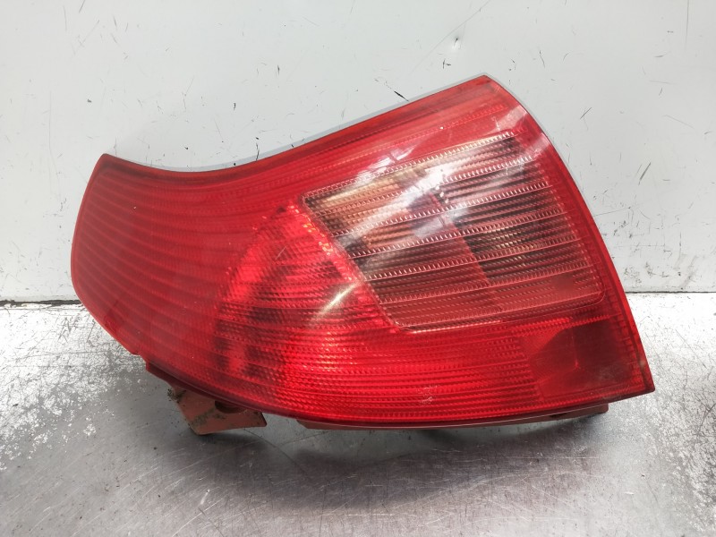 Recambio de piloto trasero izquierdo para suzuki swift berlina (mz) gl (5-ptas.) referencia OEM IAM   