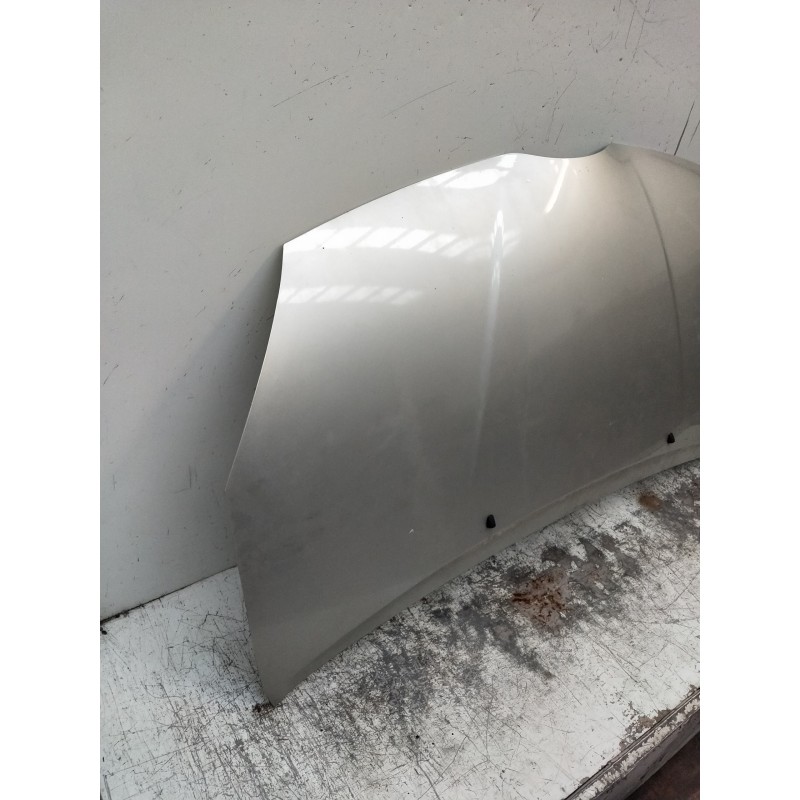 Recambio de capot para toyota corolla verso (r1) 2.0 d-4d luna referencia OEM IAM   