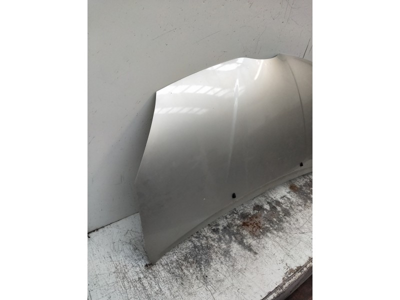 Recambio de capot para toyota corolla verso (r1) 2.0 d-4d luna referencia OEM IAM   