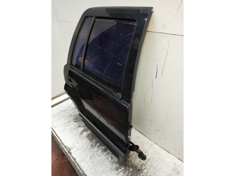 Recambio de puerta trasera derecha para jeep gr.cherokee (wj/wg) 2.7 crd limited referencia OEM IAM   5P