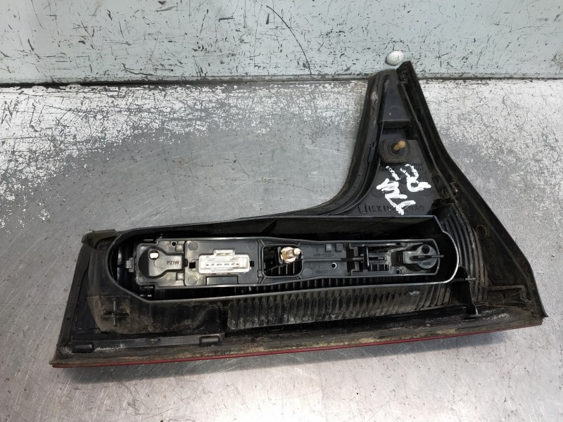 Recambio de piloto trasero derecho interior para citroen c5 berlina lx (e) referencia OEM IAM 89034081X31D  