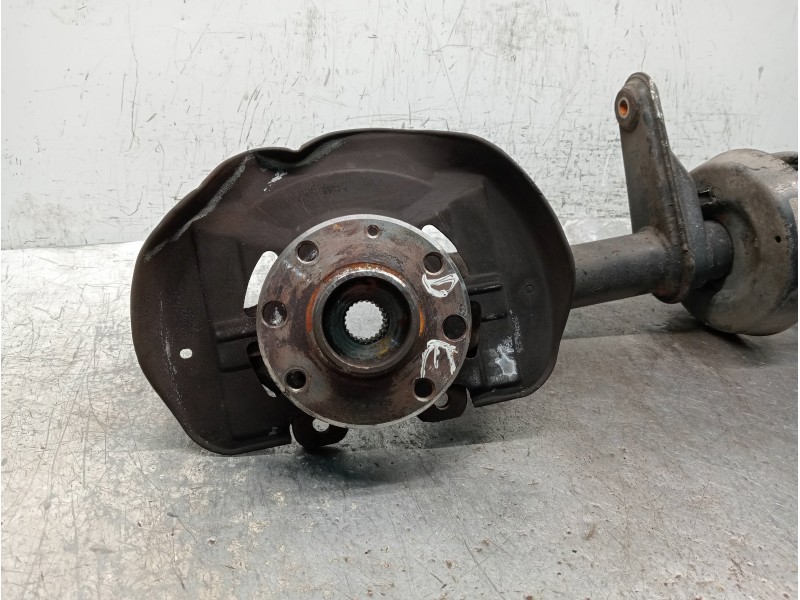 Recambio de mangueta delantera derecha para daewoo nexia gl referencia OEM IAM   