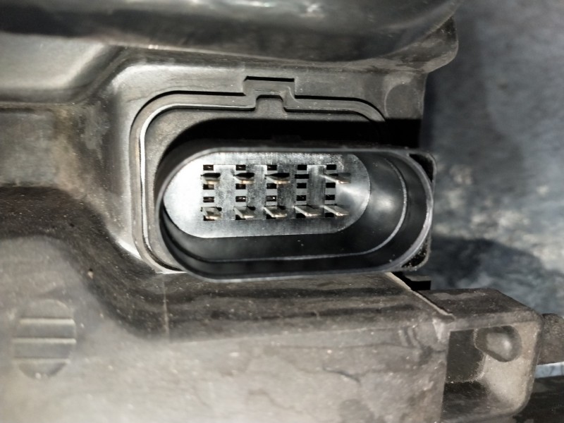 Recambio de faro izquierdo para audi a6 berlina (4f2) 2.0 tfsi referencia OEM IAM 4F0941003 17541755 