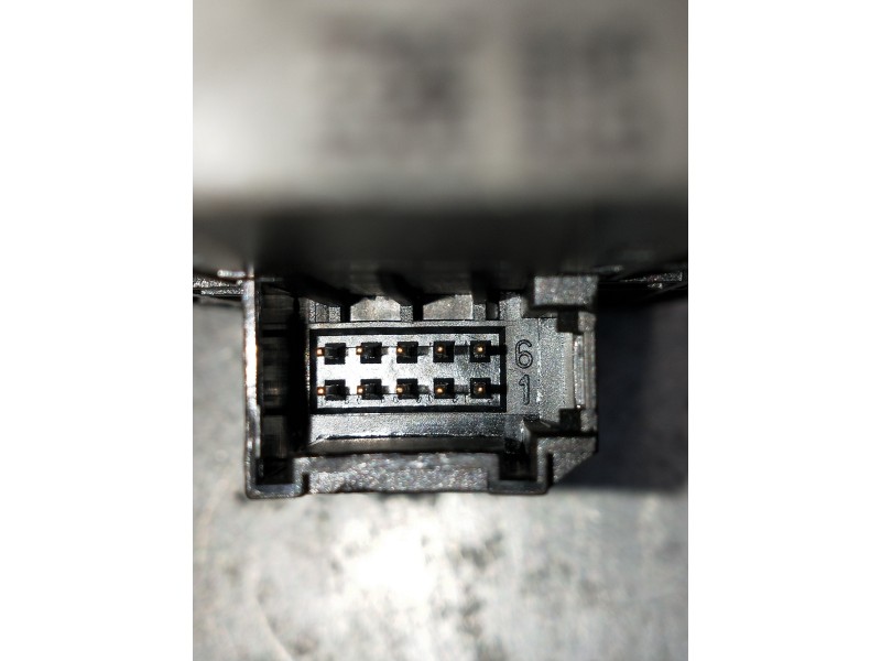 Recambio de mando elevalunas delantero izquierdo para audi a6 berlina (4f2) 2.0 tfsi referencia OEM IAM   