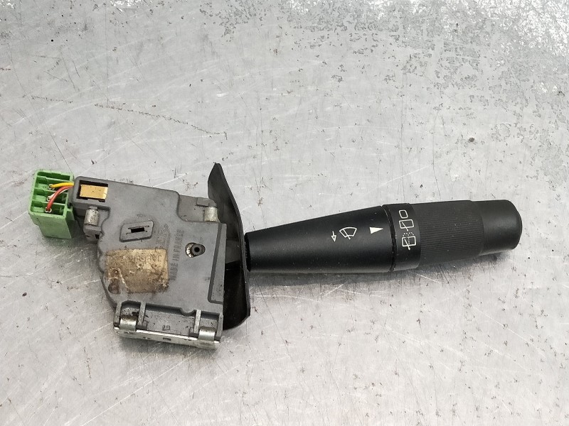 Recambio de mando limpia para peugeot 205 berlina 1.8 d mito referencia OEM IAM   