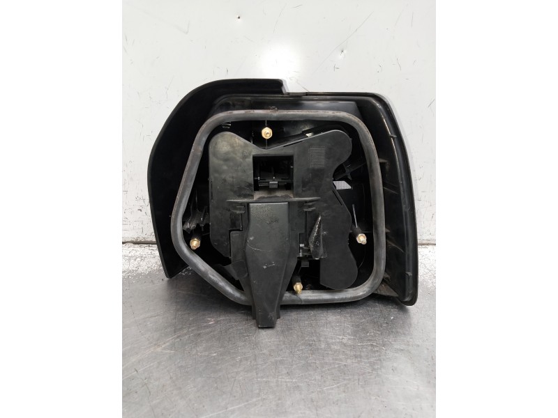 Recambio de piloto trasero derecho para renault 19 hatchback (b/c53) referencia OEM IAM CHAMADE  