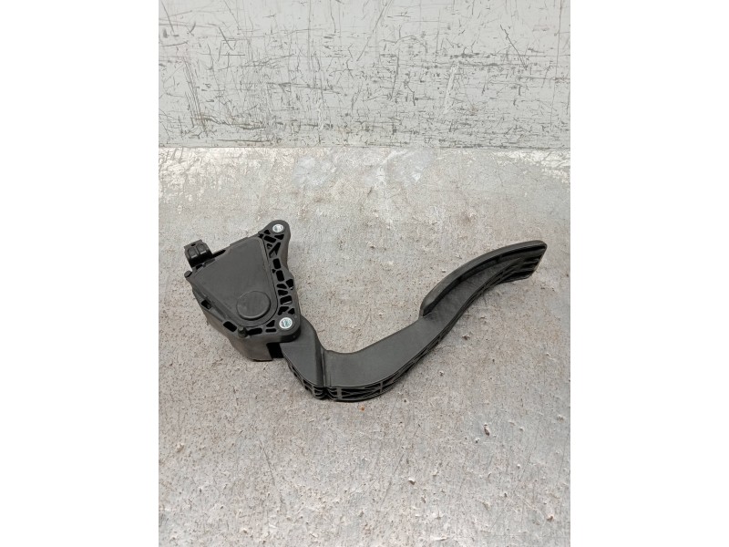Recambio de potenciometro pedal para renault express referencia OEM IAM 180026976R  