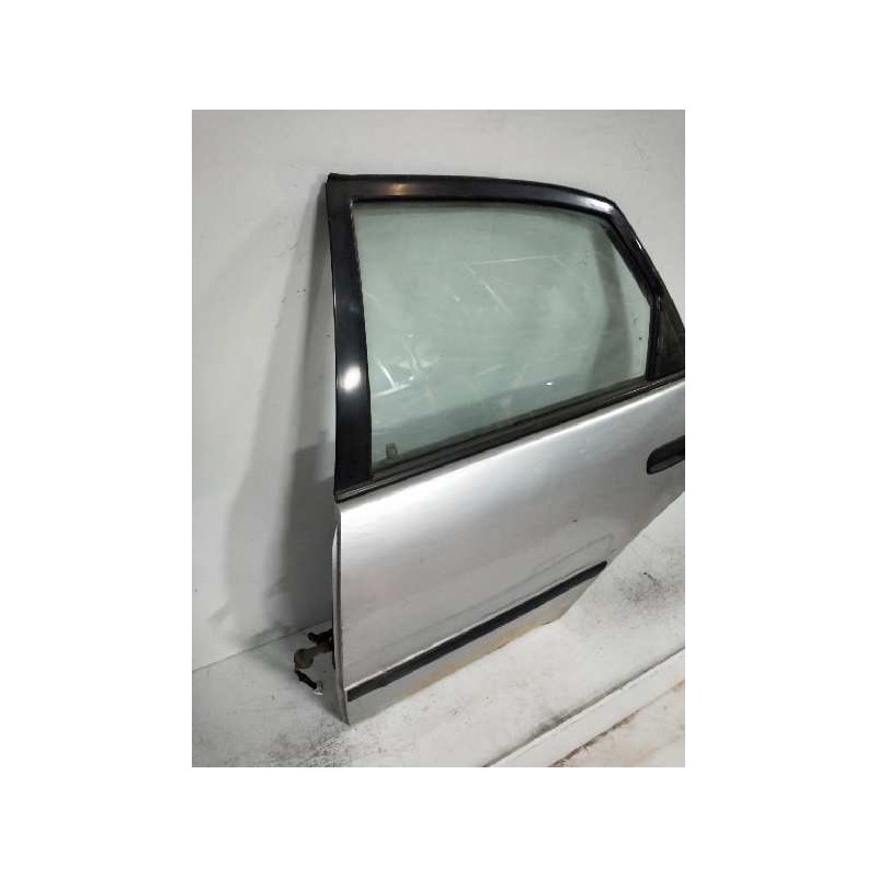 Recambio de puerta trasera izquierda para toyota corolla (e11) 2.0 diesel cat referencia OEM IAM   