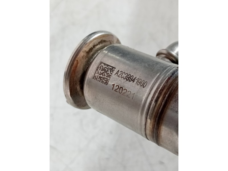 Recambio de inyector para renault express referencia OEM IAM 208995377R A2C39941900 