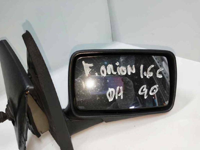 Recambio de retrovisor derecho para ford orion 1.6 cat referencia OEM IAM   MANUAL