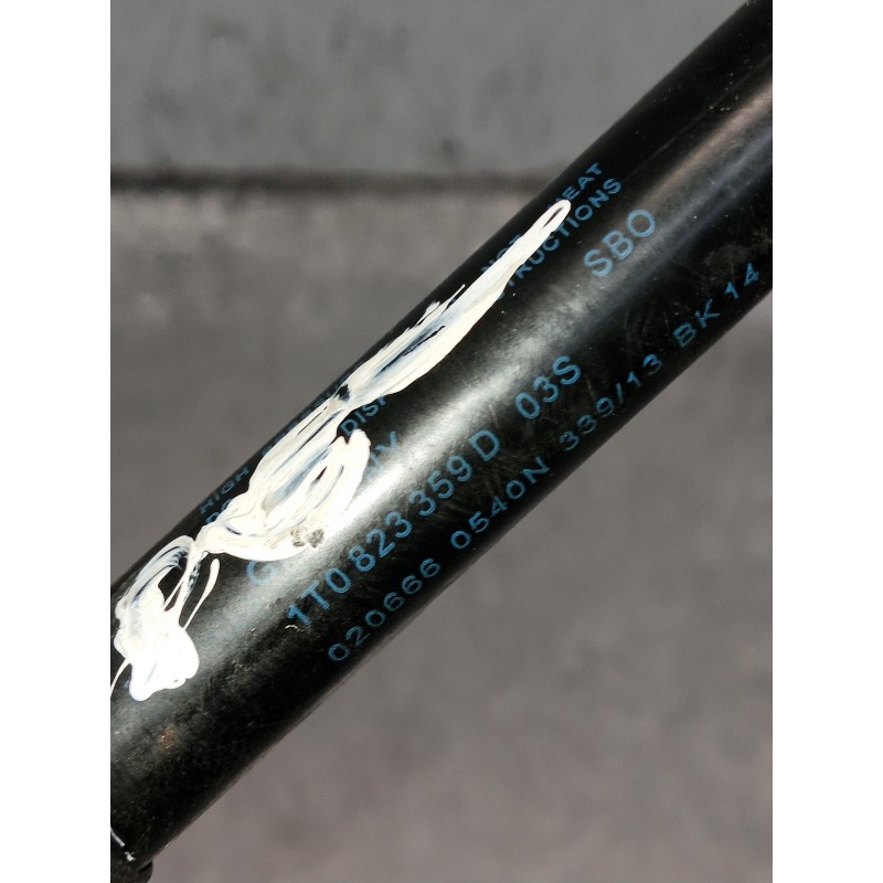Recambio de amortiguadores capo para volkswagen caddy ka/kb (2c) combi bluemotion referencia OEM IAM 1T0823359D 020666 0540N