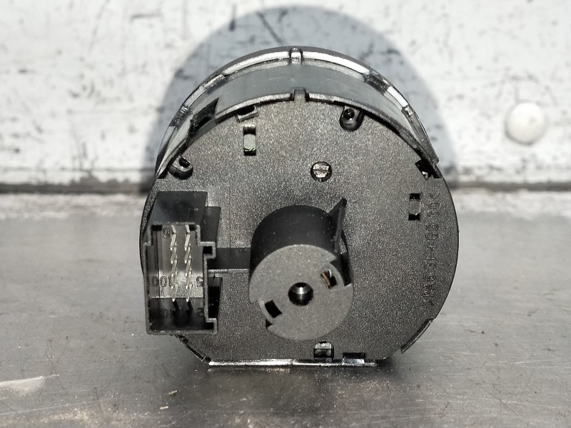 Recambio de mando luces para volkswagen caddy ka/kb (2c) combi bluemotion referencia OEM IAM 1K0941431BM  INTERRUPTOR