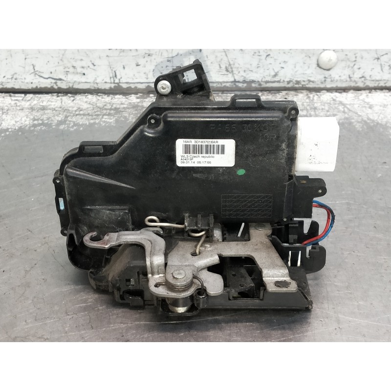 Recambio de motor cierre centralizado delantero derecho para volkswagen caddy ka/kb (2c) combi bluemotion referencia OEM IAM 3D1