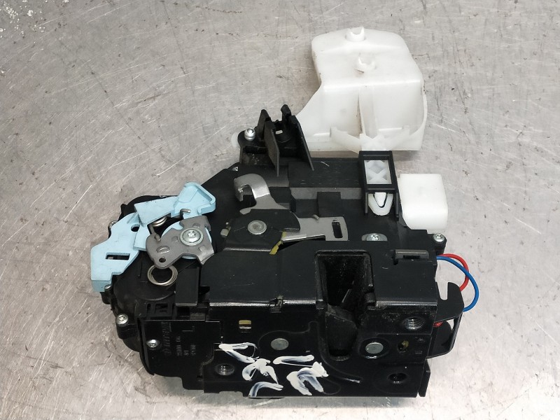 Recambio de motor cierre centralizado delantero izquierdo para volkswagen caddy ka/kb (2c) combi bluemotion referencia OEM IAM 3