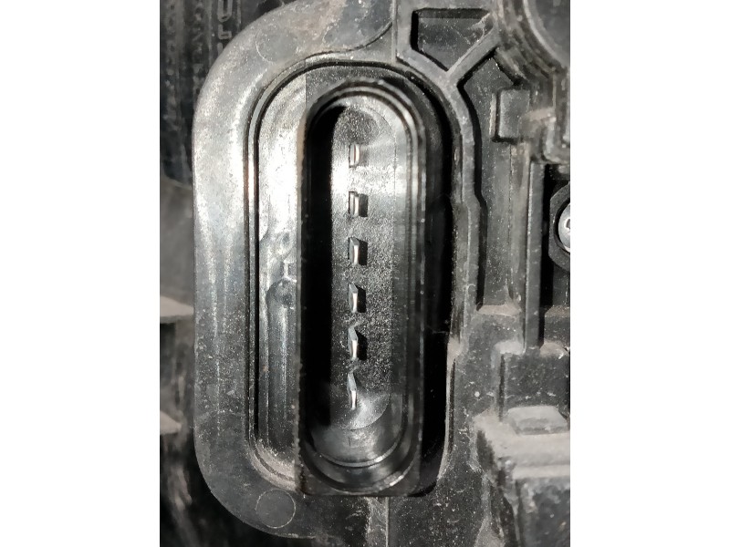 Recambio de piloto trasero izquierdo para volkswagen caddy ka/kb (2c) combi bluemotion referencia OEM IAM 2K5945311D 4VEX13B537B