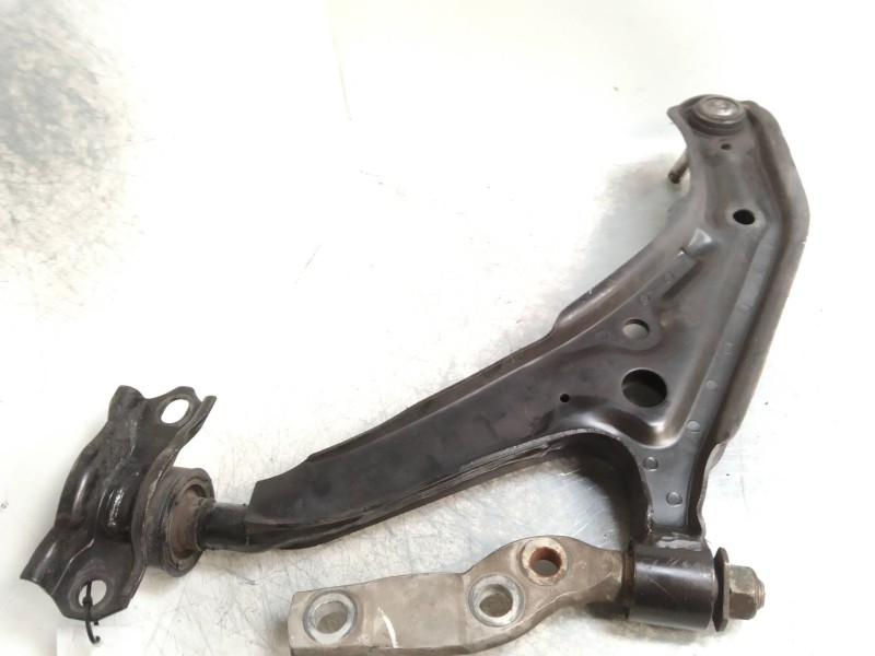Recambio de brazo suspension inferior delantero derecho para nissan primera berlina (p11) gx referencia OEM IAM   