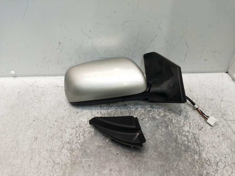 Recambio de retrovisor derecho para toyota avensis berlina (t25) 1.8 sol sedán (4-ptas.) referencia OEM IAM ELECTRICO UN ENCHUFE
