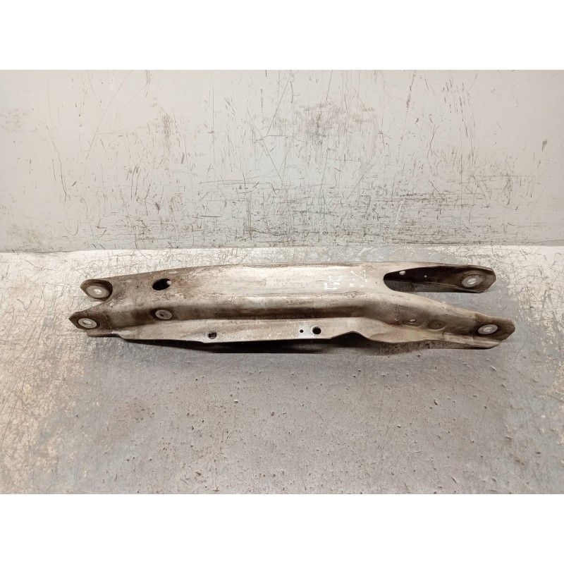 Recambio de brazo suspension inferior trasero izquierdo para mercedes clase a (bm 177) a 200 d (177.012) referencia OEM IAM A177