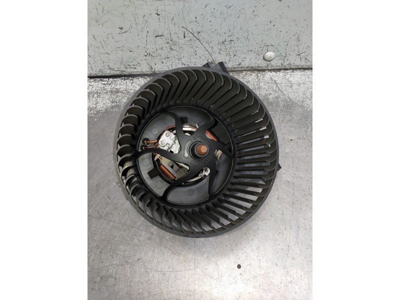 Recambio de motor calefaccion para volkswagen polo berlina (6n2) conceptline referencia OEM IAM 1J1819021B  