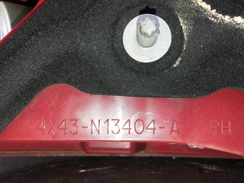 Recambio de piloto trasero derecho para jaguar x-type wagon 2.0 d classic referencia OEM IAM 4X43N13404A  