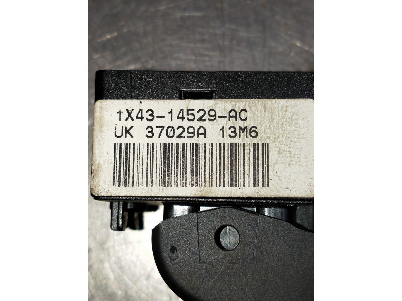 Recambio de mando elevalunas delantero derecho para jaguar x-type wagon 2.0 d classic referencia OEM IAM 1X4314529AC 37029A13M6 