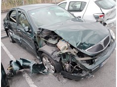 lancia lybra berlina del año 2001