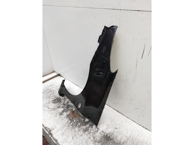 Recambio de aleta delantera izquierda para peugeot 307 cc (s2) básico referencia OEM IAM   