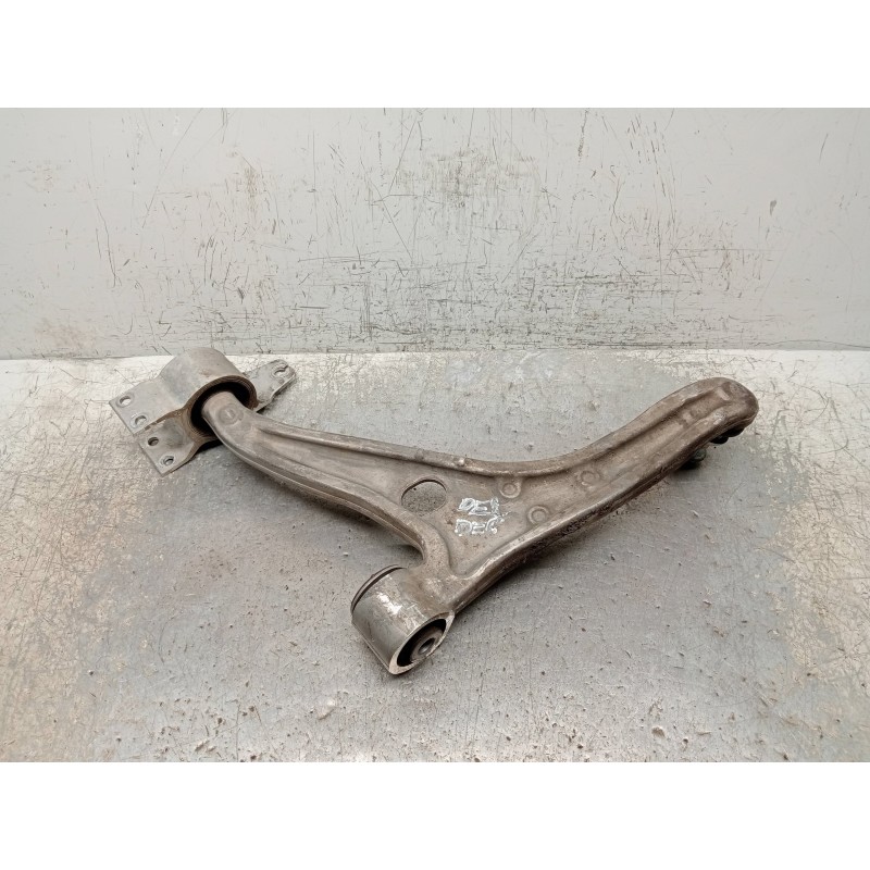 Recambio de brazo suspension inferior delantero derecho para mercedes clase a (bm 177) a 200 d (177.012) referencia OEM IAM 2473