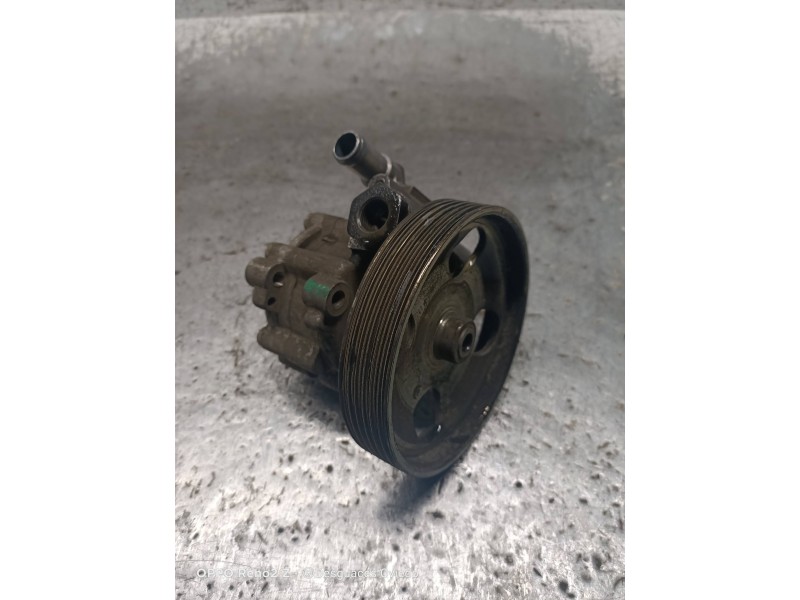 Recambio de bomba direccion para citroen c5 berlina collection referencia OEM IAM 9636086680  